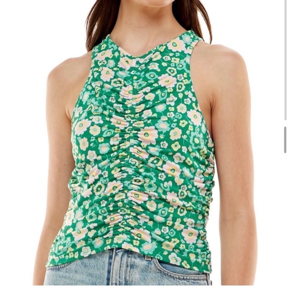 WAYF Main Squeeze Ruched Tank - Picture 2 of 8